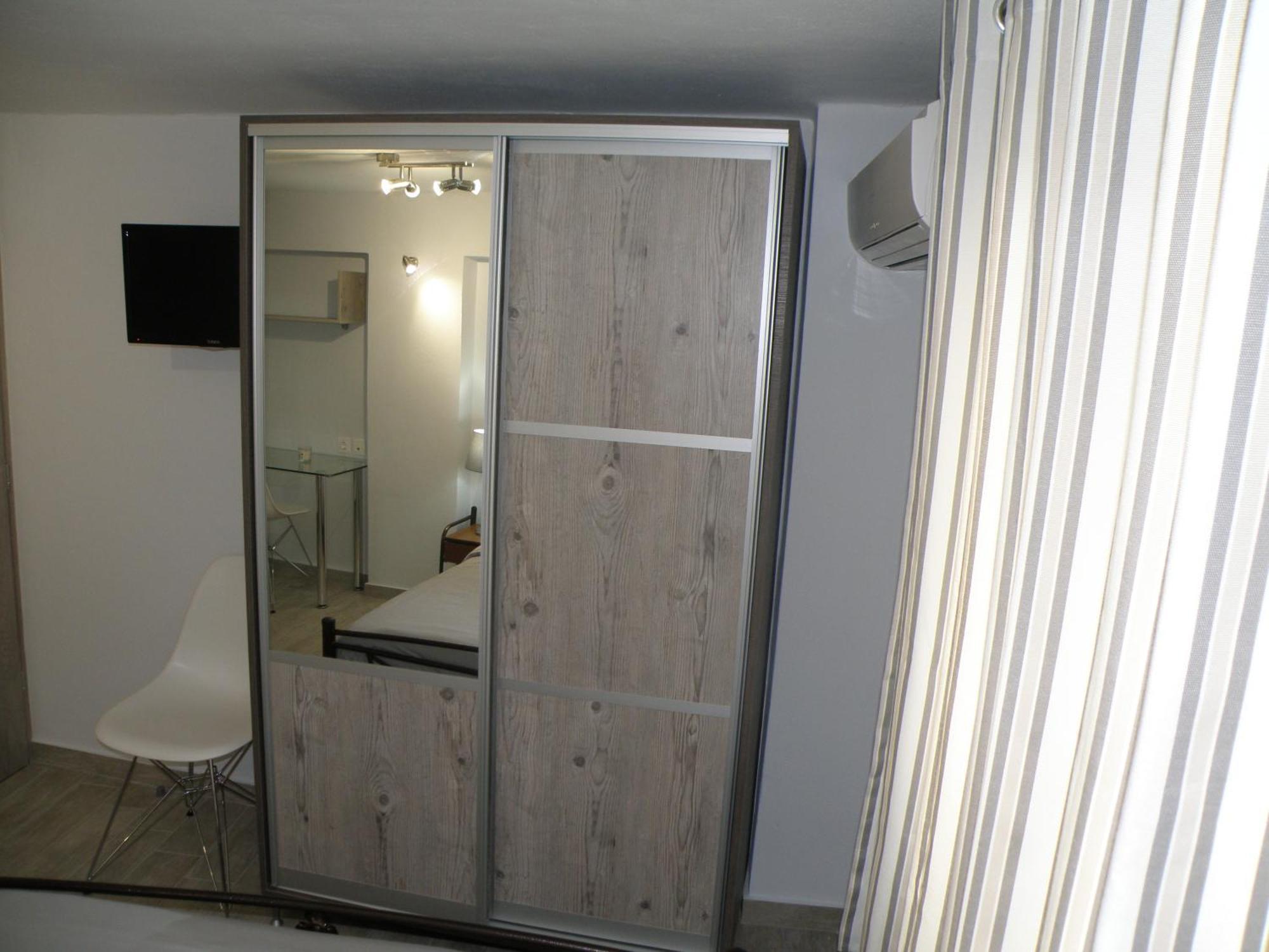 Talos Apartments And Studios イラクリオン 部屋 写真